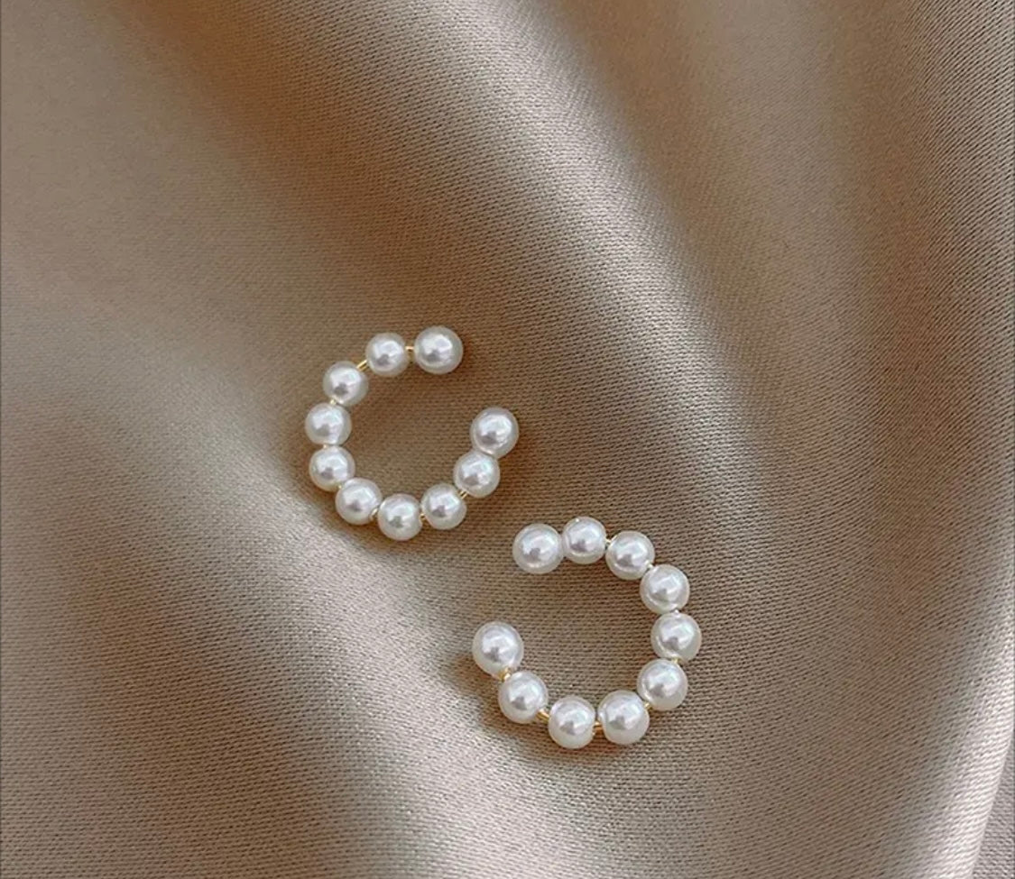 PEARL EARCUFF